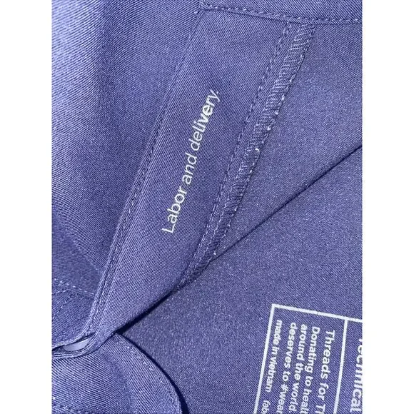 Figs Scrub Top Labor Delivery Womens Medium Navy Short Sleeve W21SW1012 - Picture 7 of 10